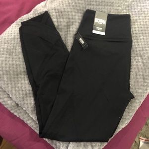 ❤️❤️❤️ NWT M VS sport Knockout Workout Tight/Pant